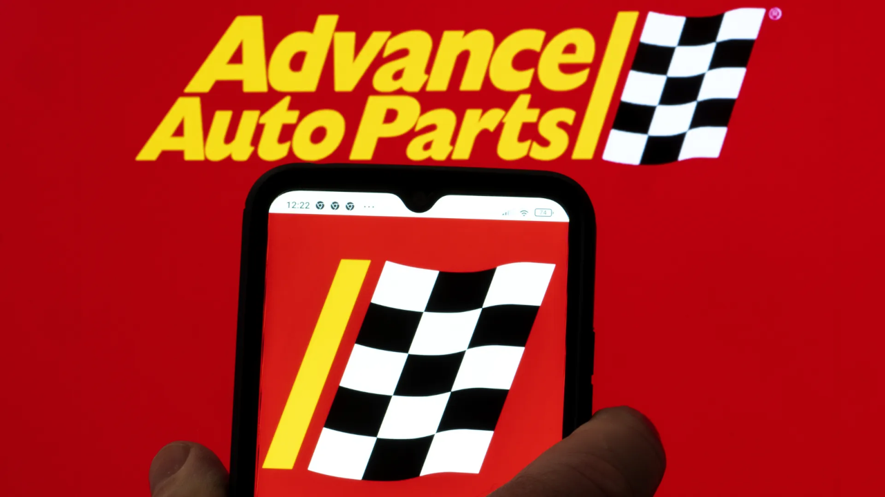 Advance Auto Parts $10 Gift Card US, 11.81 usd