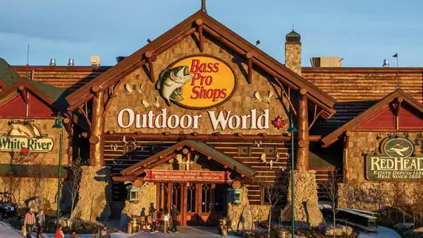 Bass Pro Shops $5 Gift Card US, 3.95 usd
